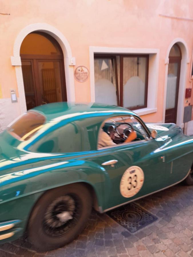 Martalagattahome San Felice del Benaco