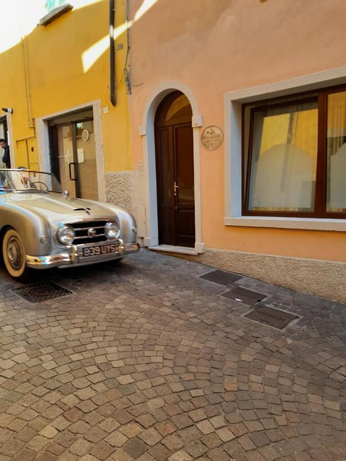 Martalagattahome San Felice del Benaco